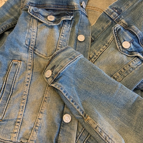 H&M Jean jacket - Picture 2 of 2